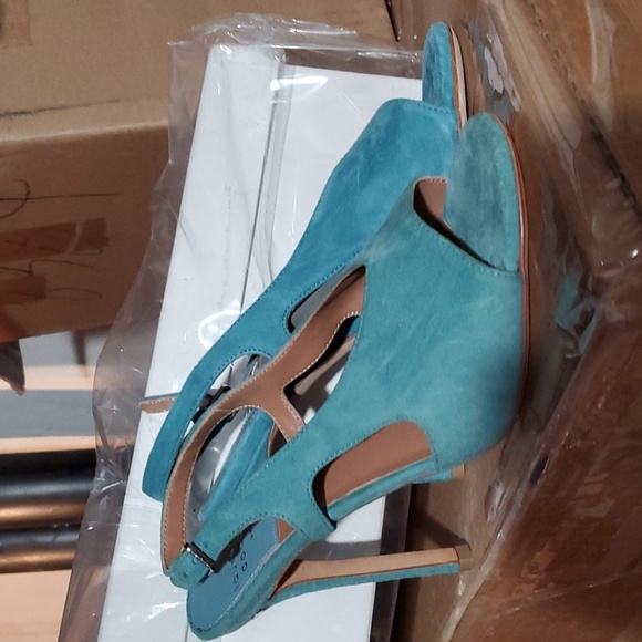 Sz 36 NIB $625 Laurence Dacade heels